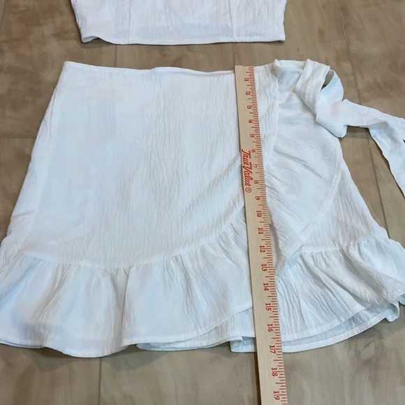 Pink Lily white out 2 piece skirt set - Picture 7 of 13